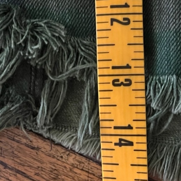 Women's Free People "We the Free" Green Camo Shorts 6 - Picture 9 of 15